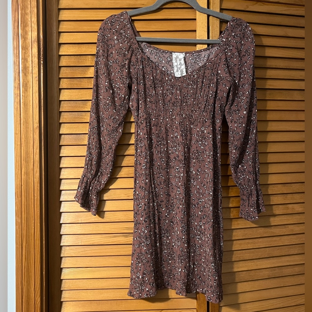 Sadie & Sage Brown Floral Long Sleeve Dress